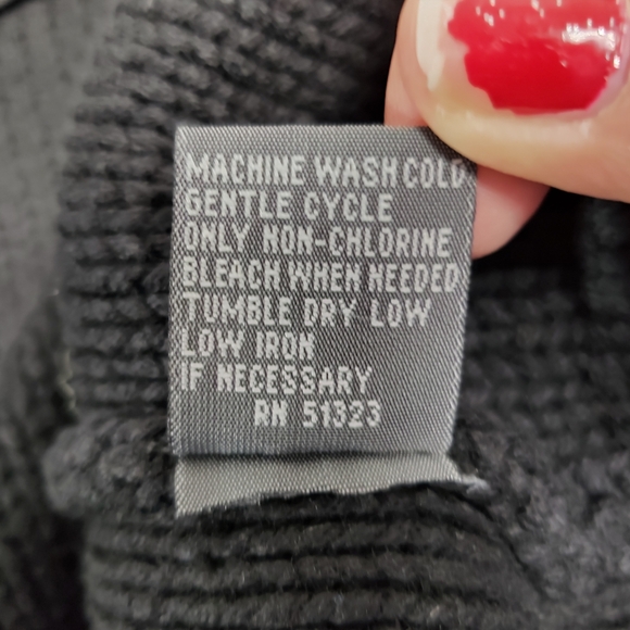 Kenneth Cole Reaction Black Ribbed Knit Short Sleeve Cardigan Sweater Size S Y2K - Picture 12 of 13